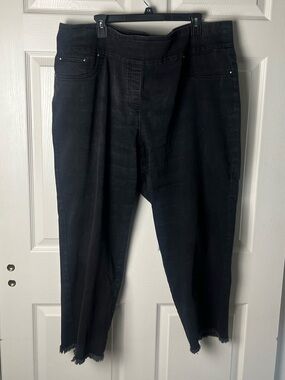 Ruby Rd. Woman Black cropped jeans